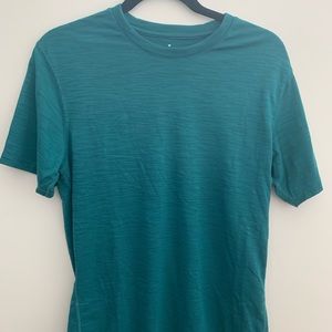 Fabletics T-Shirt